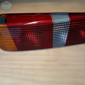 feux arrière gauche origine sierra mk1, modele avec liseré noir