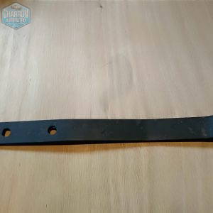ferrure de pare choc arrière droit transit mk1-ref : 1537765