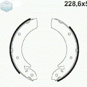 Garnitures de frein 228X57-kit de 4 | Ford Granada 02/72-05/79  sauf break