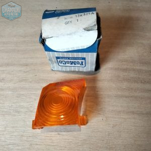 catadioptre clignotant avant droit cortina mk2-ref : 3014E13K329A