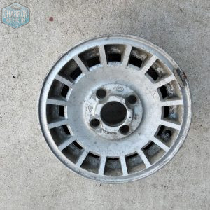 jantes alu taunus 76-83      5" 1/2   occasion