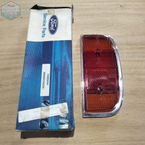 feux arrière droit taunus break 07/70-12/75, piece neuve d'origine-ref : 1438904