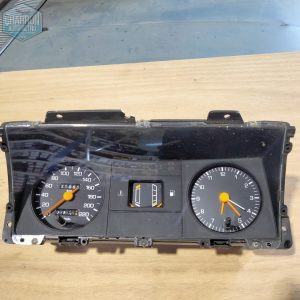 compteur complet escort mk3 , km/h et montre-ref : 81AB10841BB