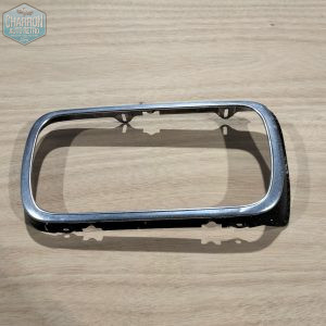 Enjoliveur de phare - Côté droit | Ford Capri 10/72-12/73 | Occasion